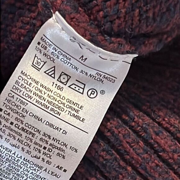 Old Navy Burgandy and Blue Zip Up Front Pocket Sweater Jacket Size M - Picture 9 of 10